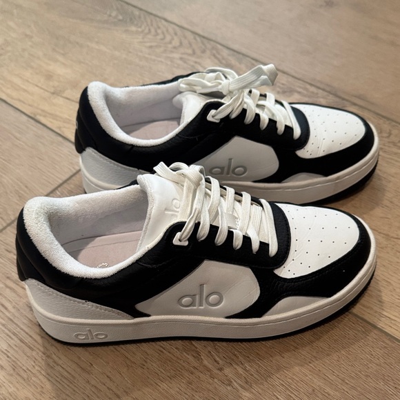 ALO Yoga Shoes - ALO Yoga Black and White Women's Sneakers